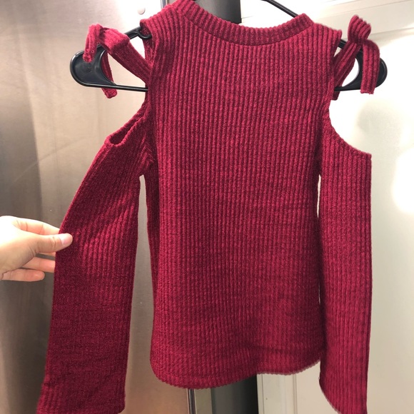 BEAUTIFUL BURGUNDY BEBE GIRLS TOP😍❤️ - Picture 3 of 4